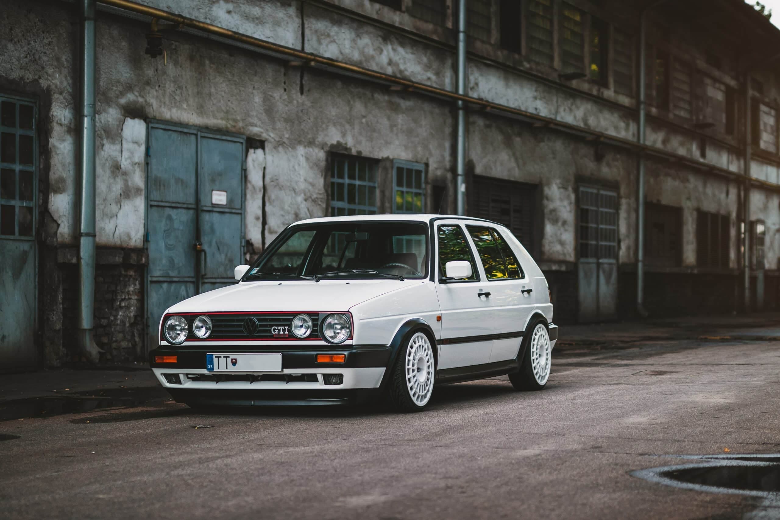 Évolution de la VW Golf : De l’Icône à l’Innovation
