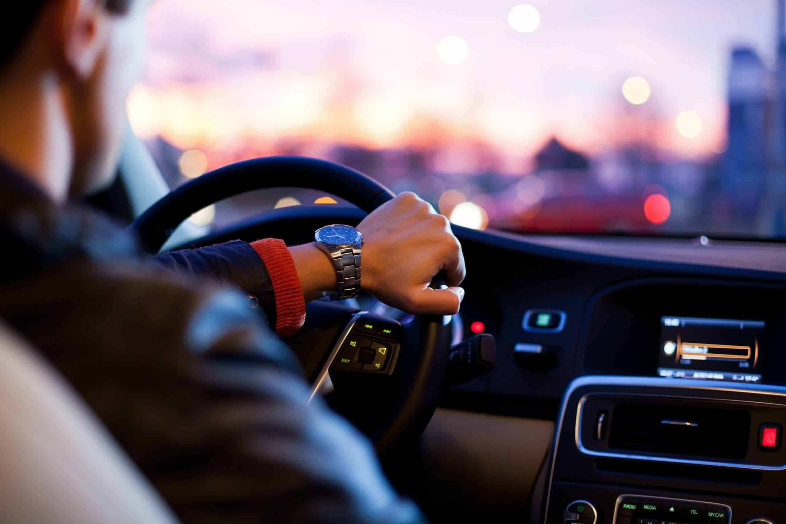 Avantages d&rsquo;un Véhicule d&rsquo;Occasion Via un Mandataire Automobile