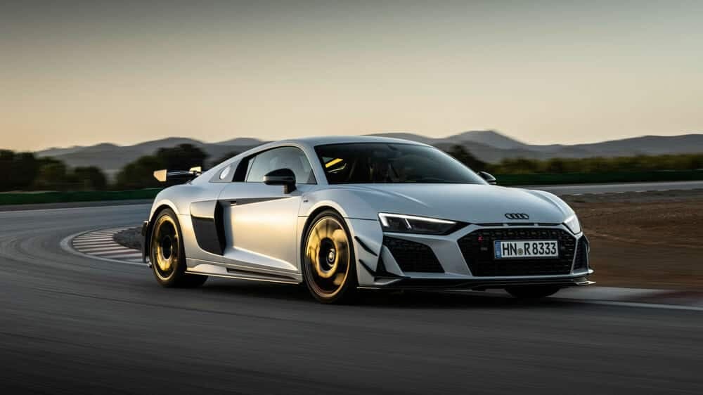 Audi R8 Coupé et Spyder : L’Essence de la Supercar Réinventée
